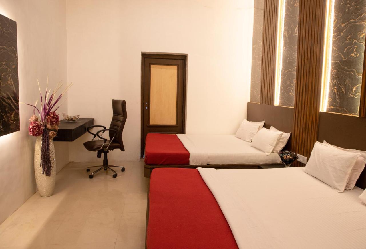 Empire Royale Hotel Mumbai Exteriör bild