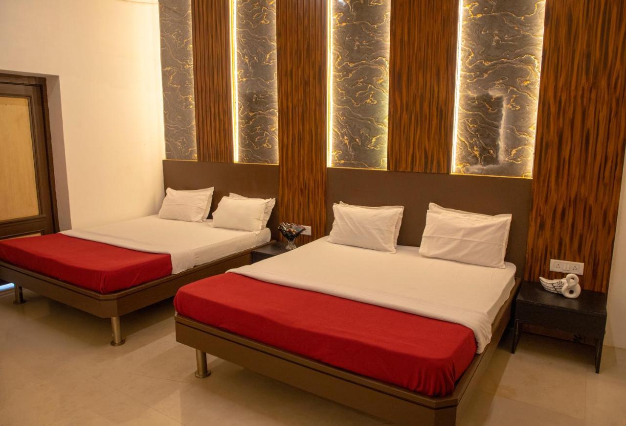 Empire Royale Hotel Mumbai Exteriör bild